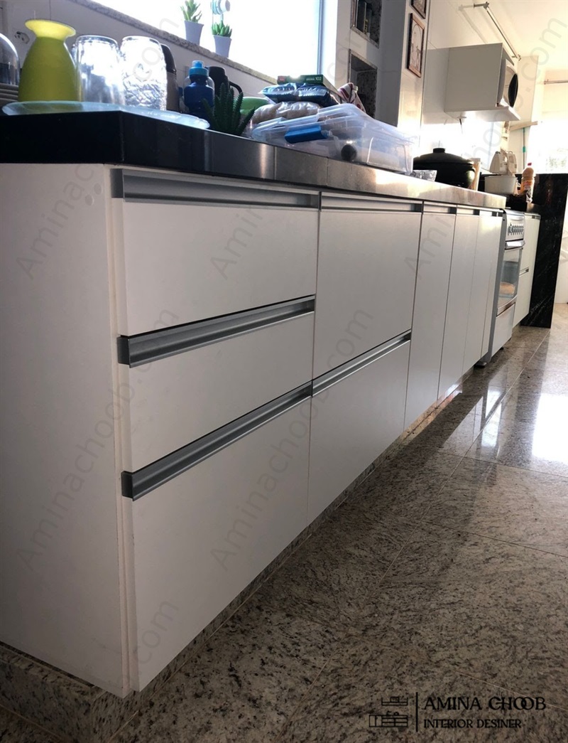 کابینت هایگلاس دستگیره